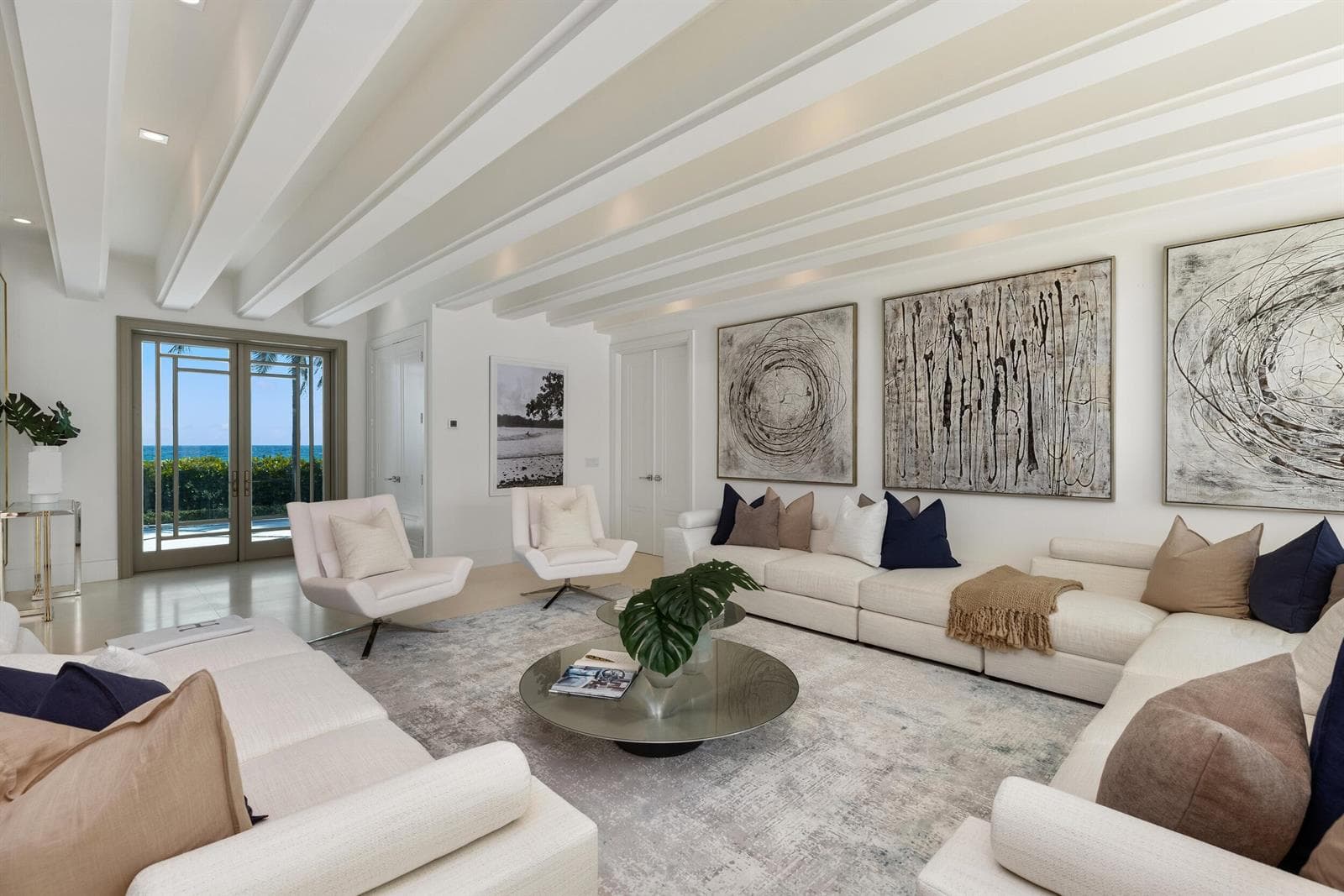 07 - Living Area 4