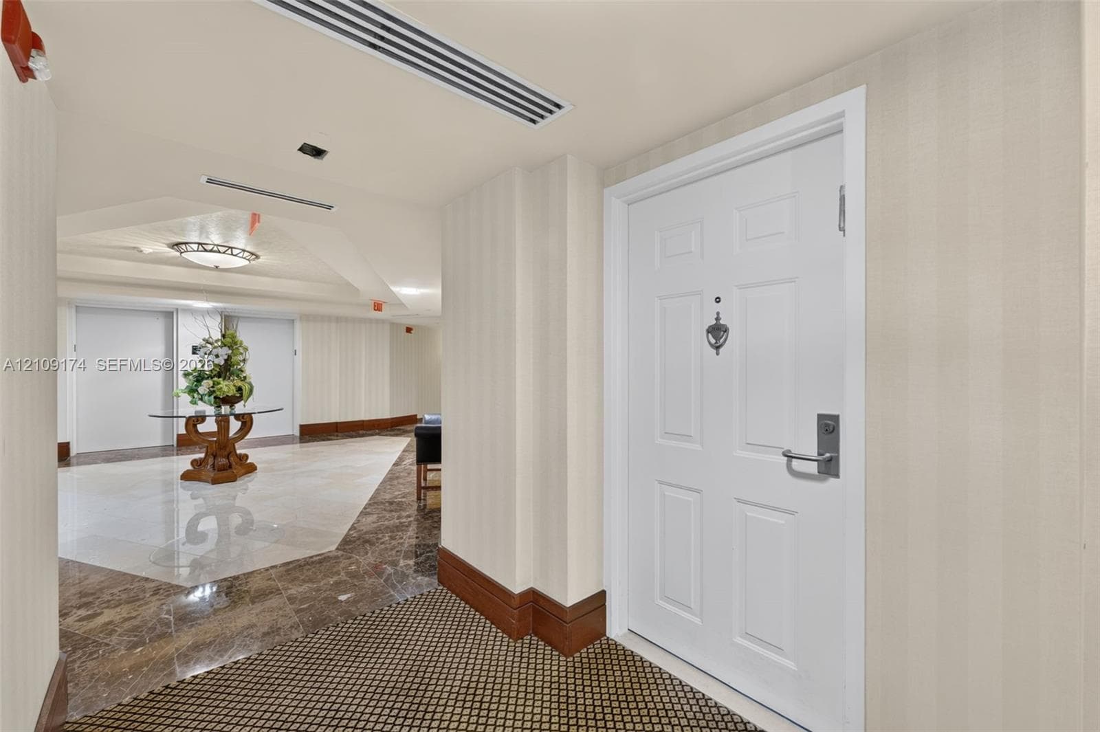 TURNBERRY ON THE GREEN CO · #2001 in Aventura - Photo 2