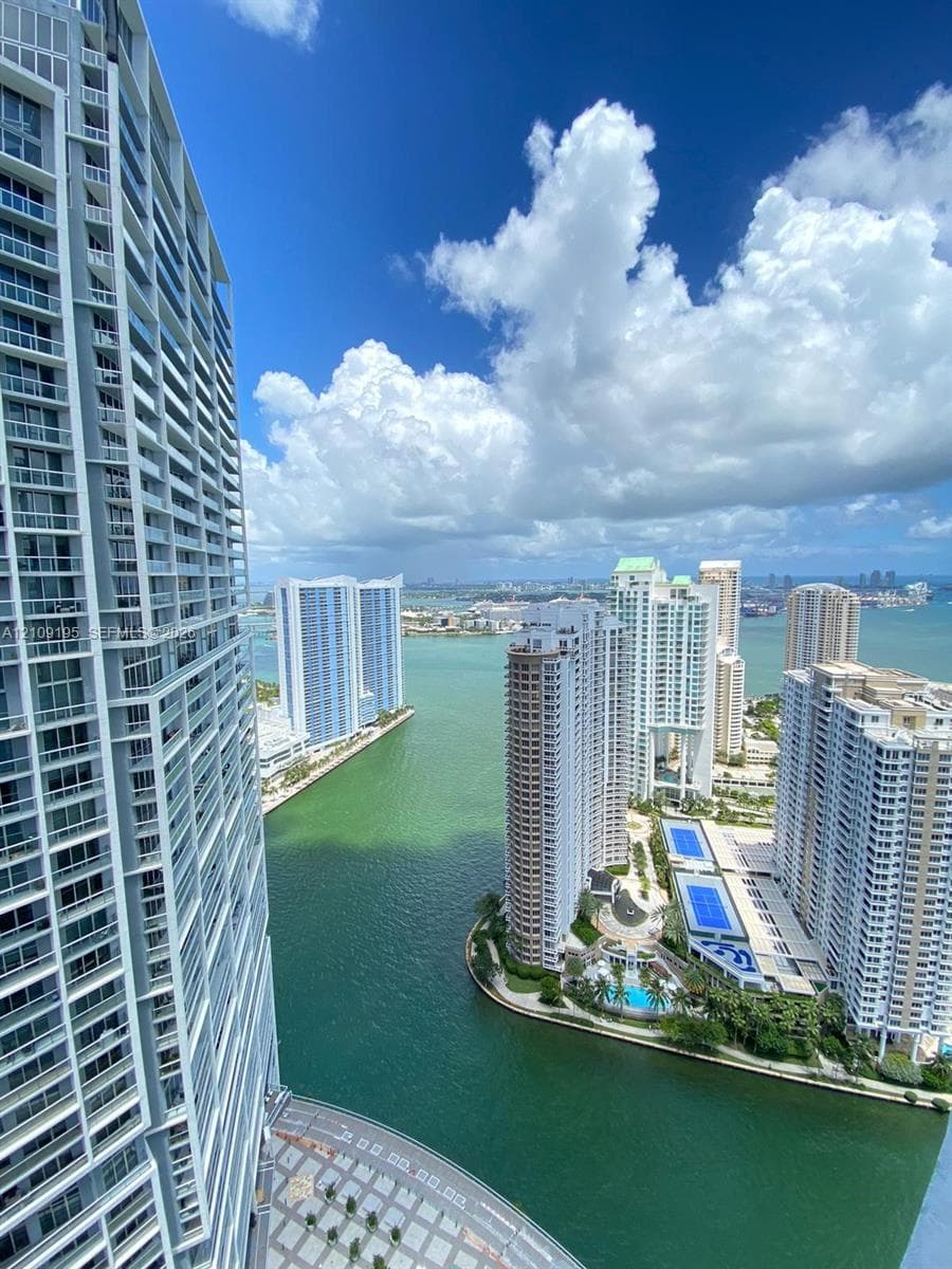 Icon Brickell II · #4408 in Miami - Photo 29