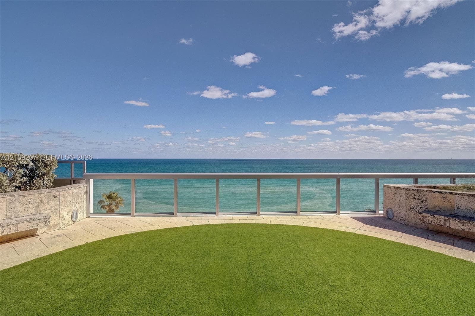 Carillon Miami Beach · #1101 in Miami Beach - Photo 30
