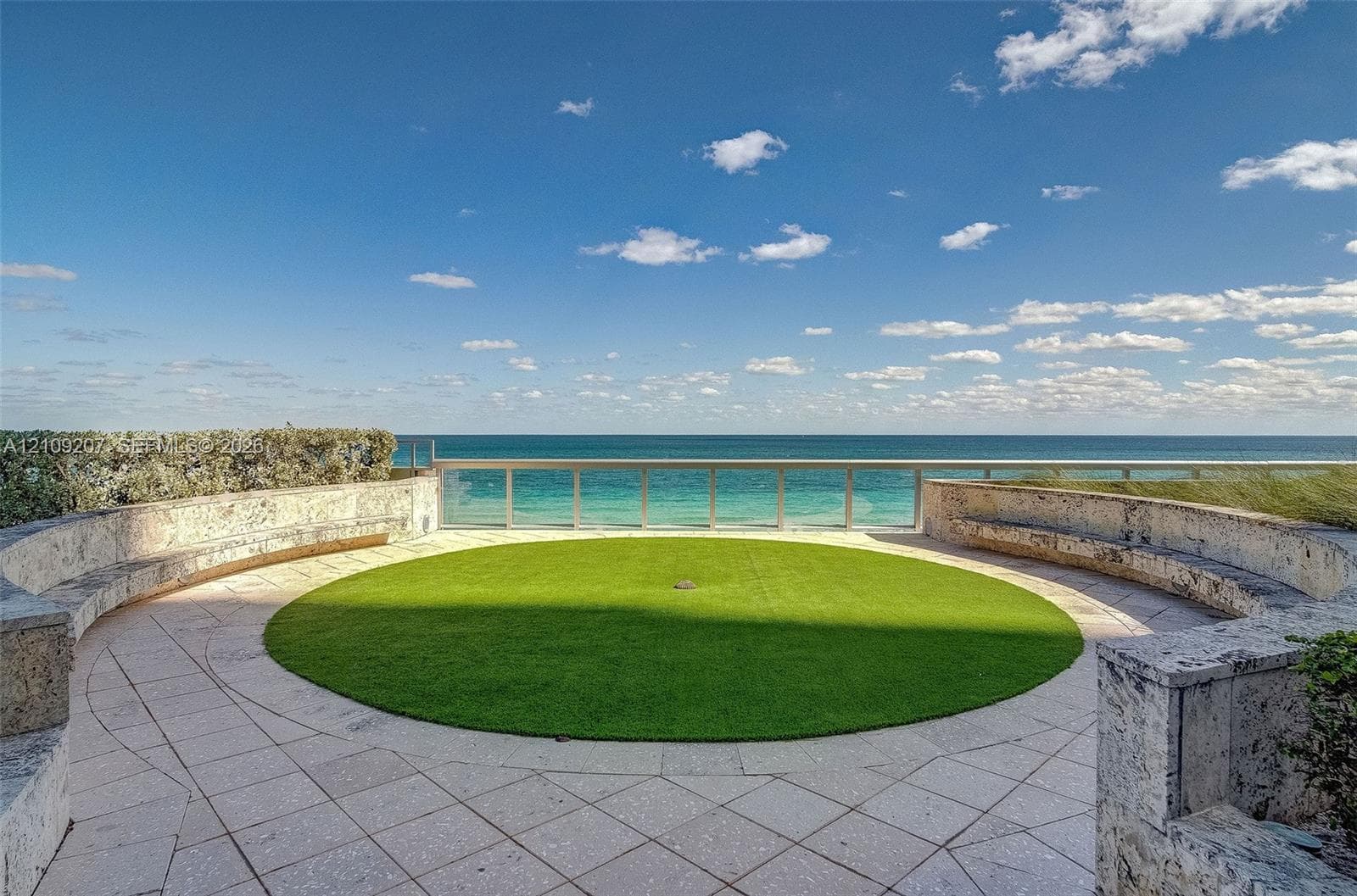 Carillon Miami Beach · #1101 in Miami Beach - Photo 29