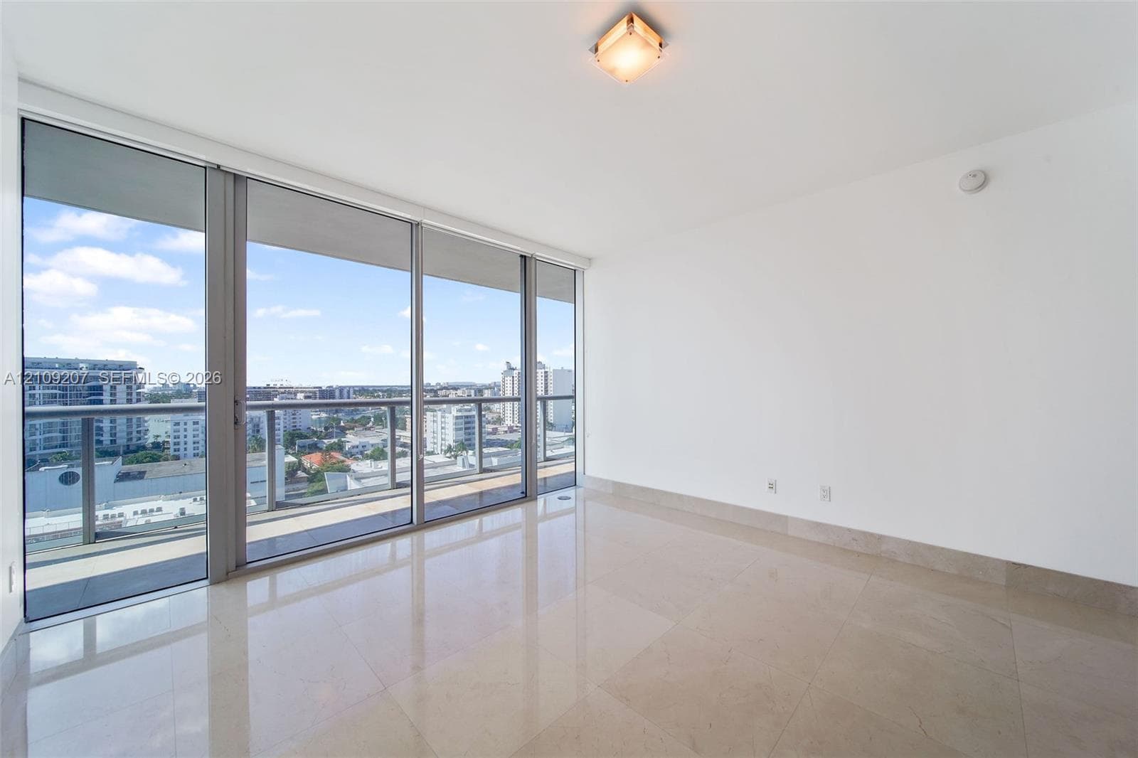 Carillon Miami Beach · #1101 in Miami Beach - Photo 4