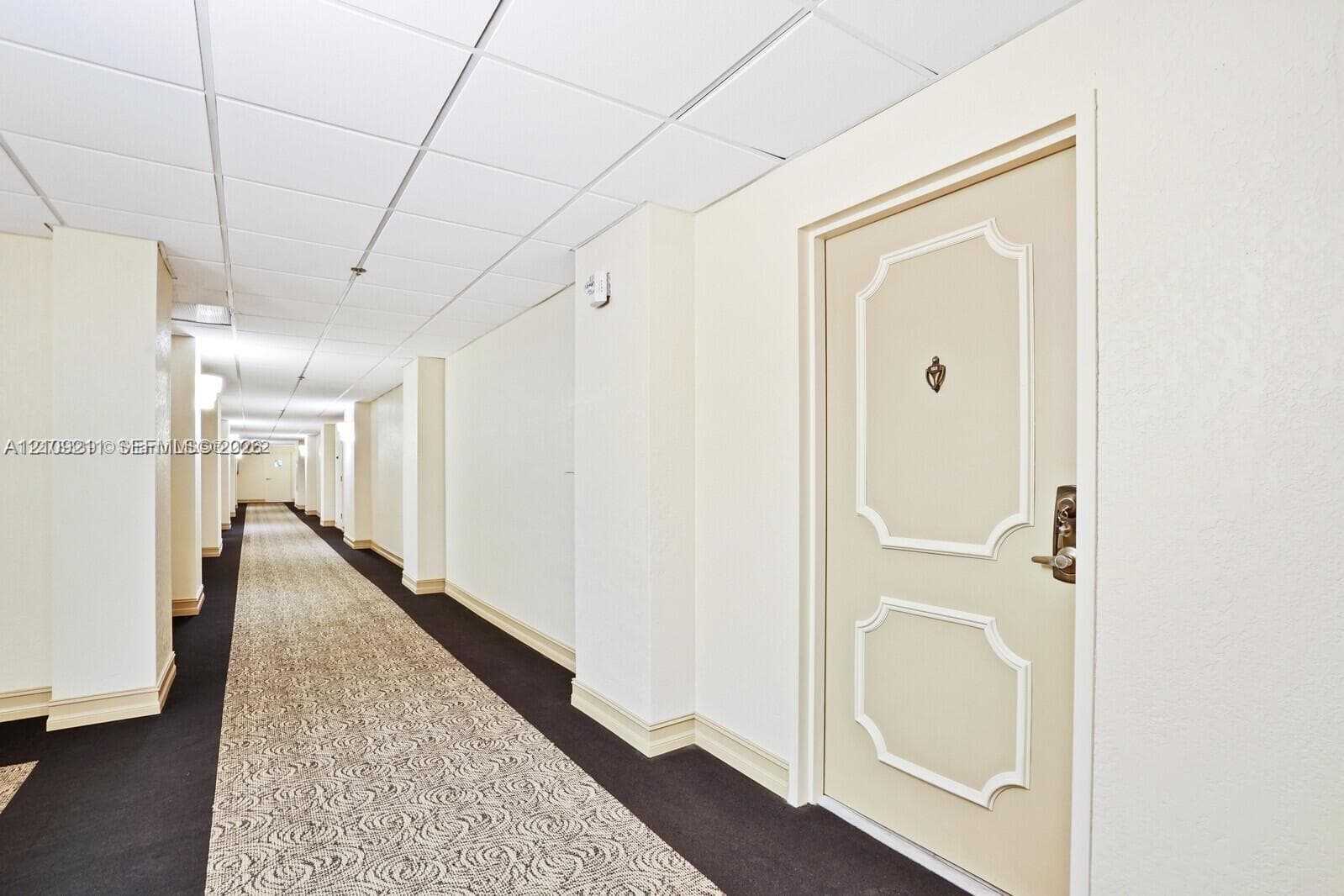 AQUARIUS CONDO · #1003 in Riviera Beach - Photo 4