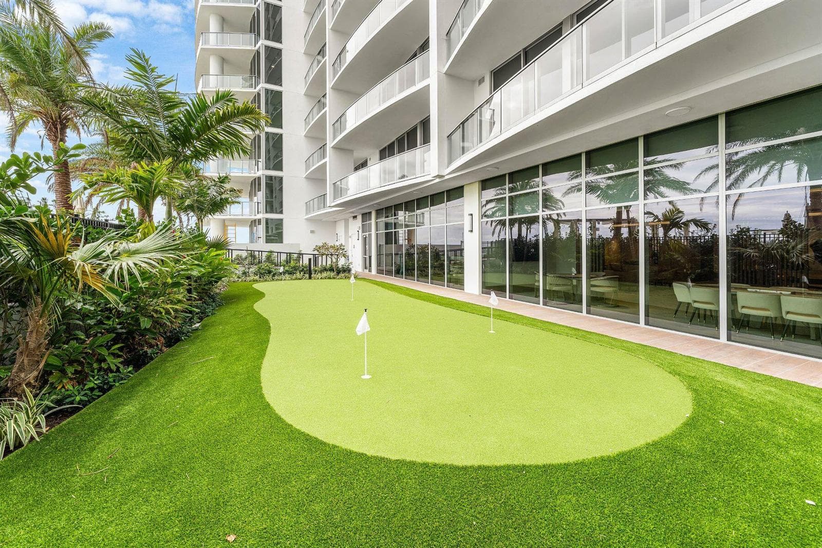 17 putting green