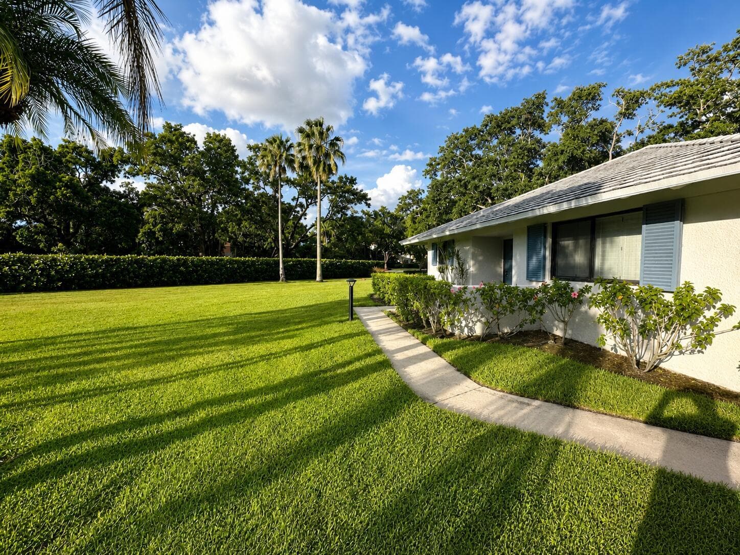 908 Club Drive