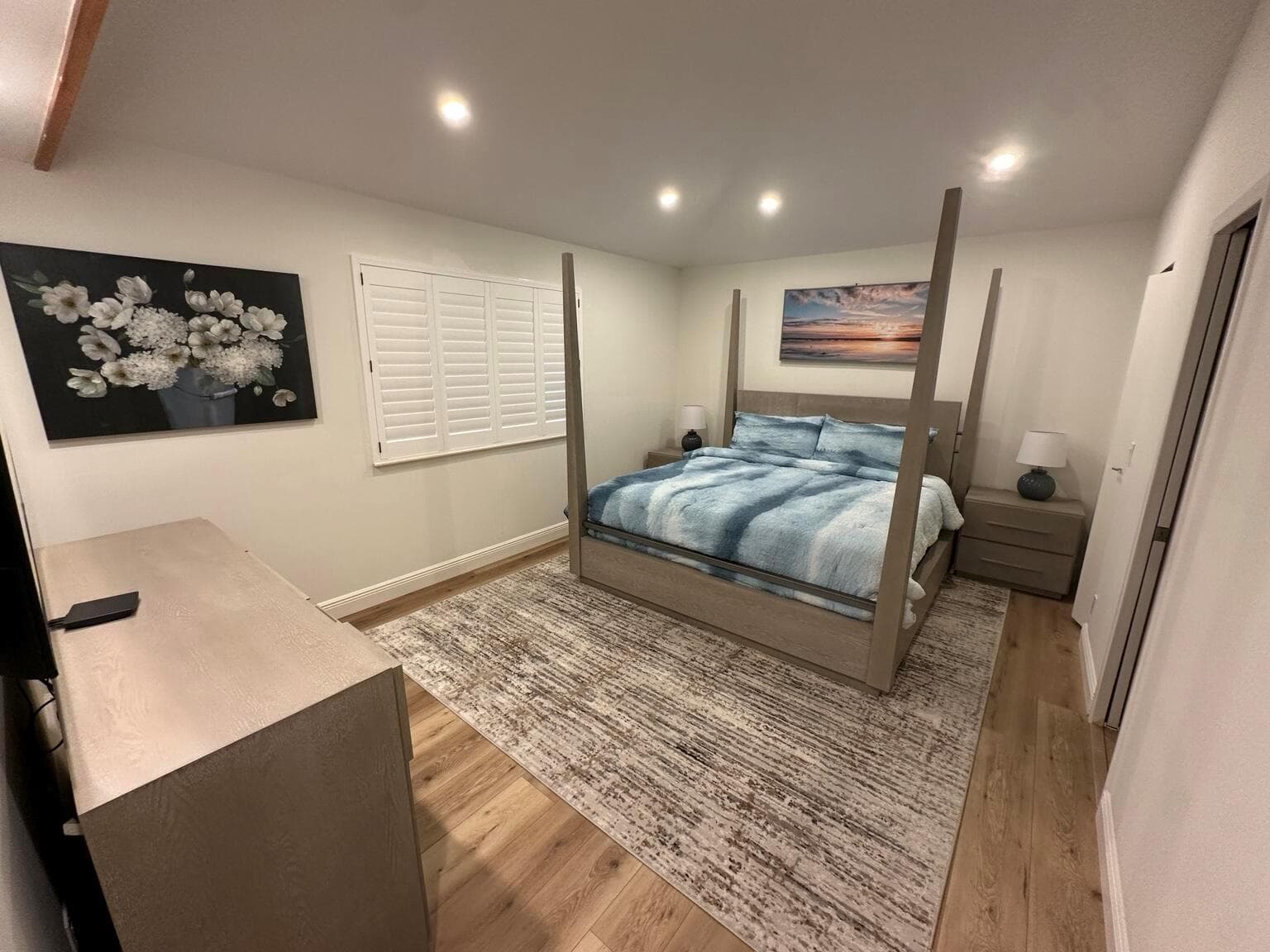908 Club Drive