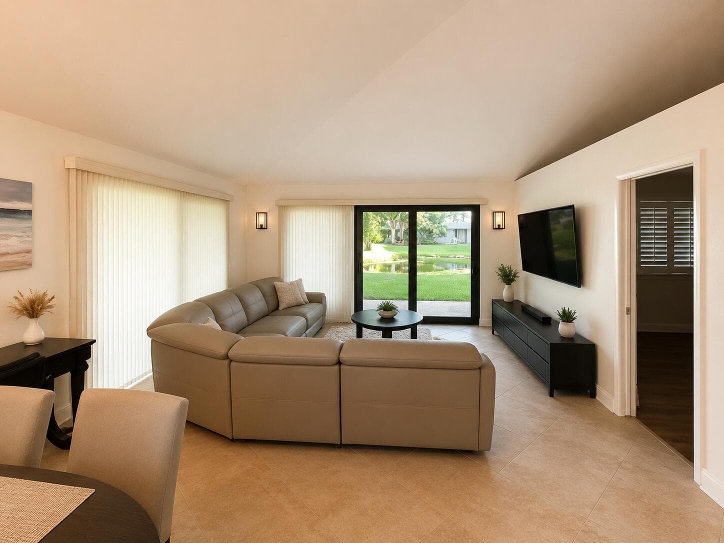 908 Club Drive