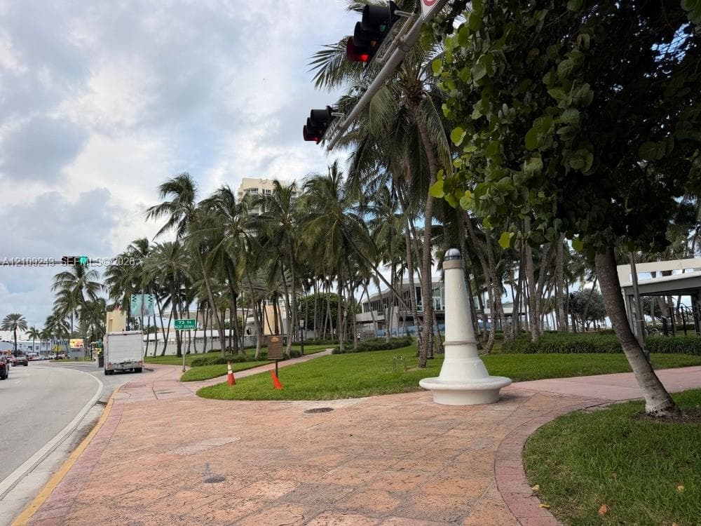 Collins Ave