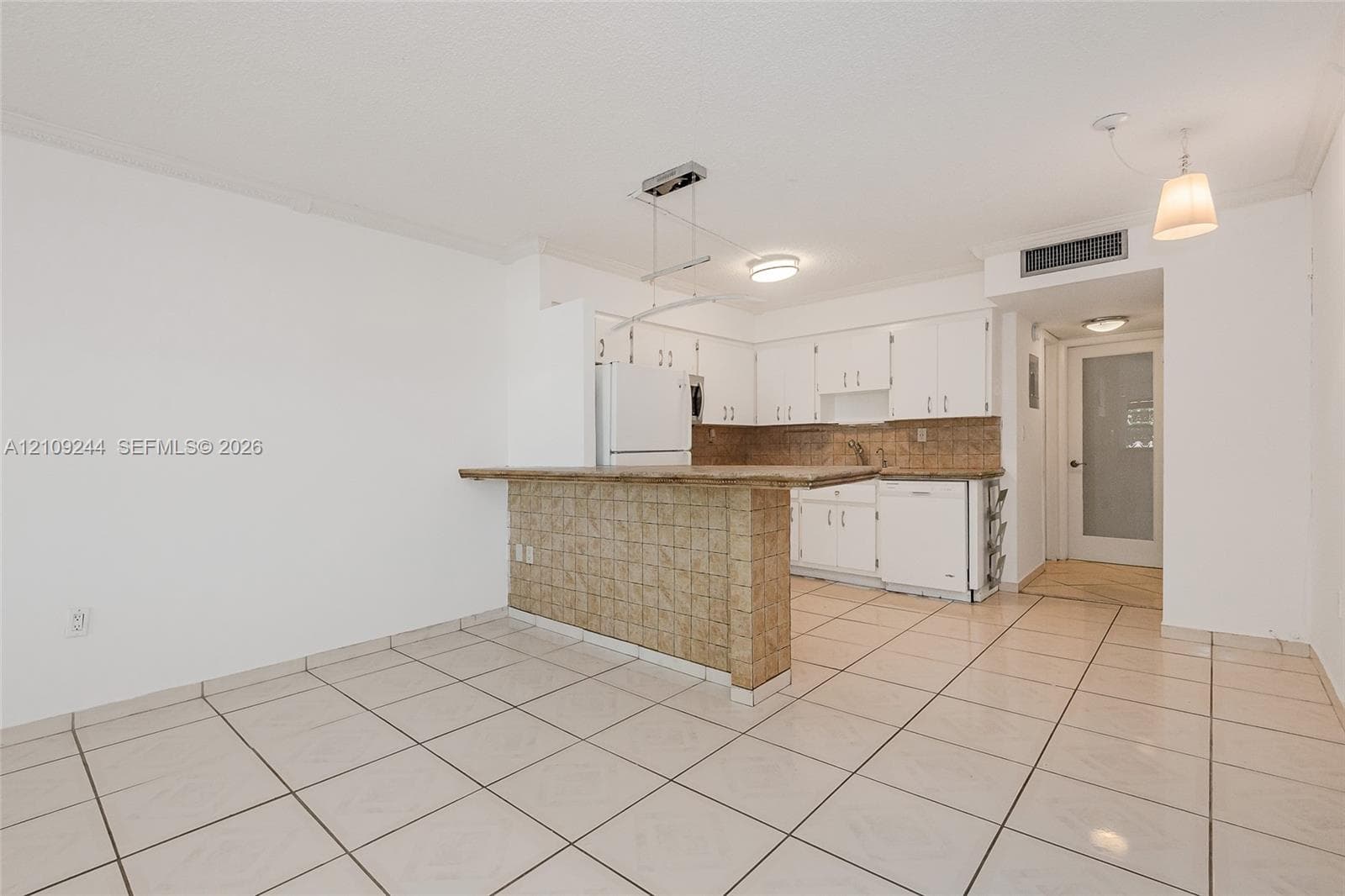 THE CASTILLE CONDO #43