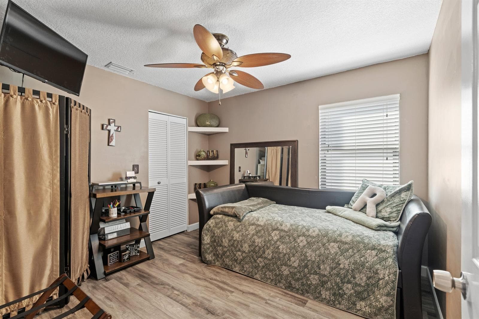 Bedroom #2