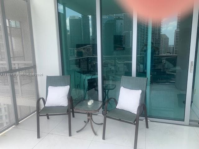 Wind at Riverfront · #2510 in Miami - Photo 24