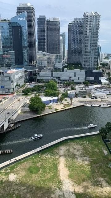 Wind at Riverfront · #2510 in Miami - Photo 35