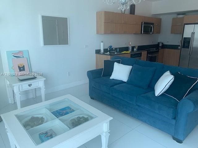 Wind at Riverfront · #2510 in Miami - Photo 8