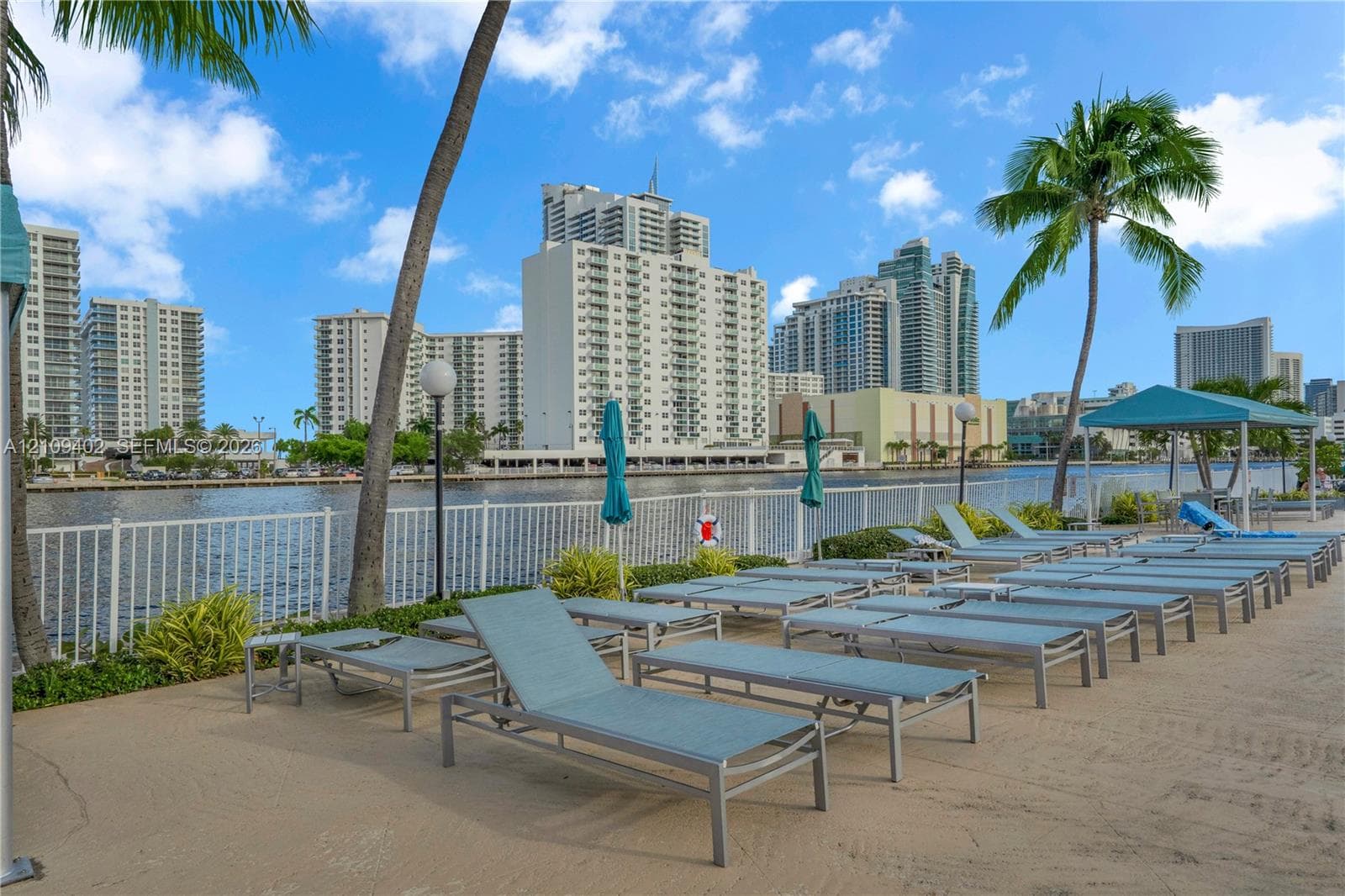 Oceanview Park · #831 in Hallandale Beach - Photo 21