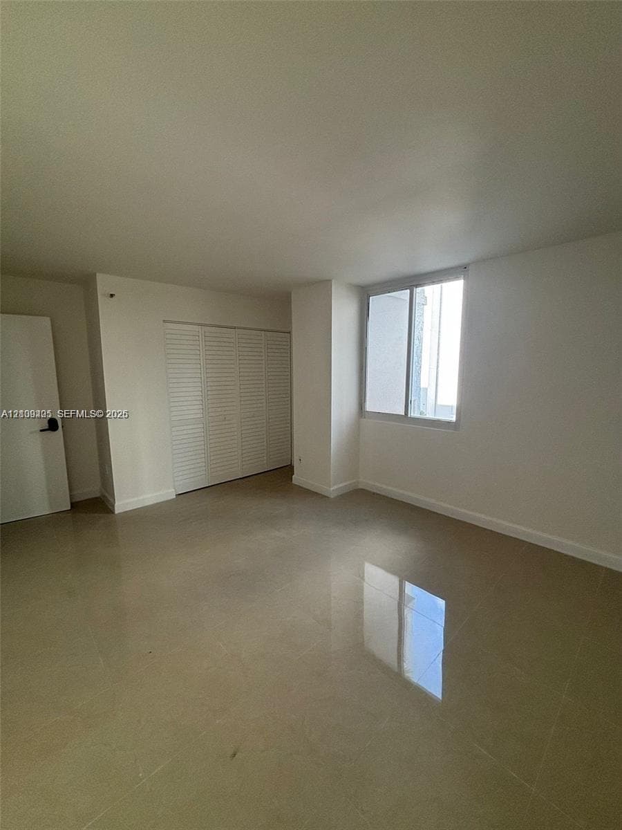 MADISON DOWNTOWN CONDO · #E-605 in Miami - Photo 7