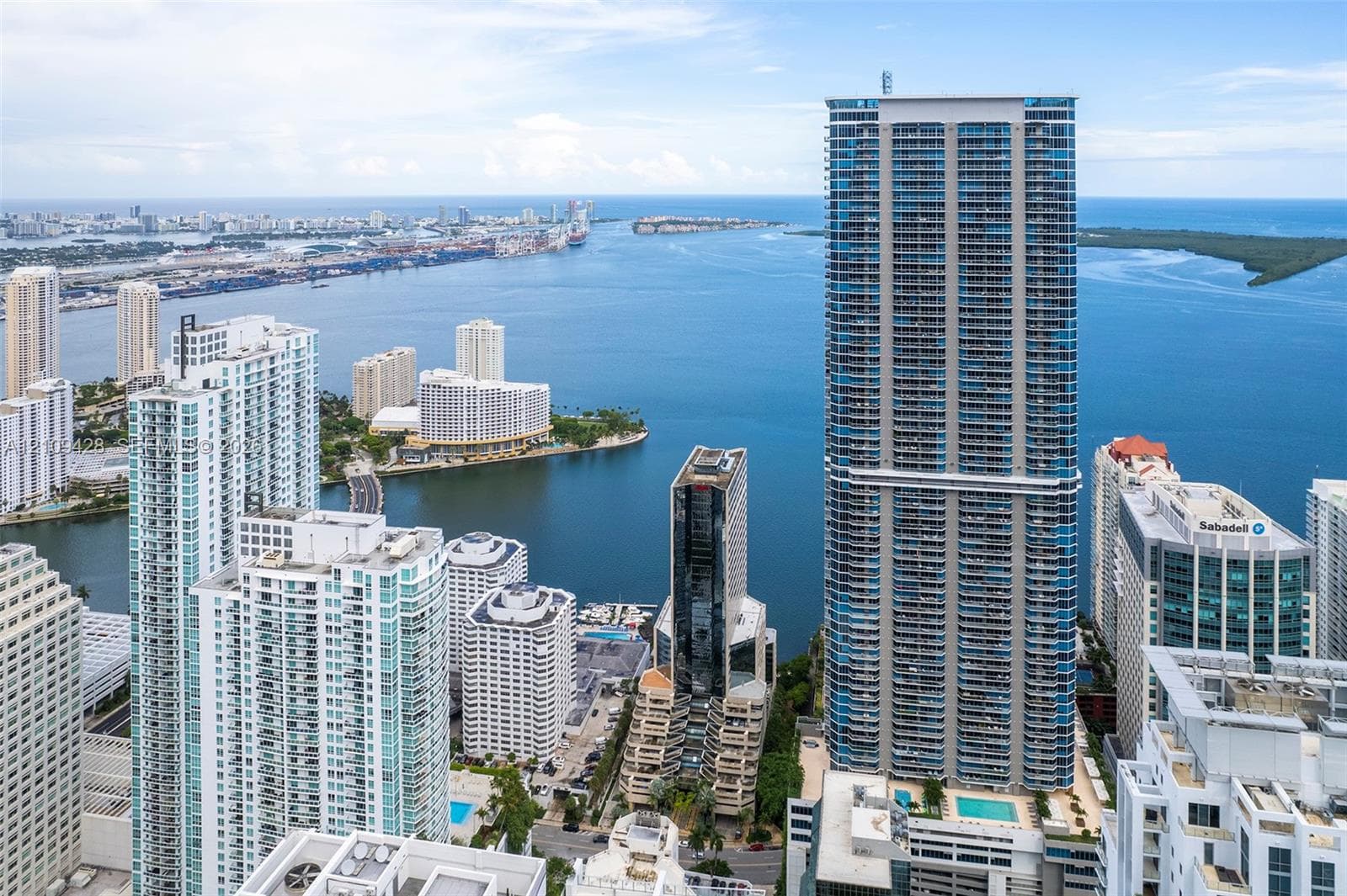 Brickell Flatiron · #PH5307 in Miami - Photo 18