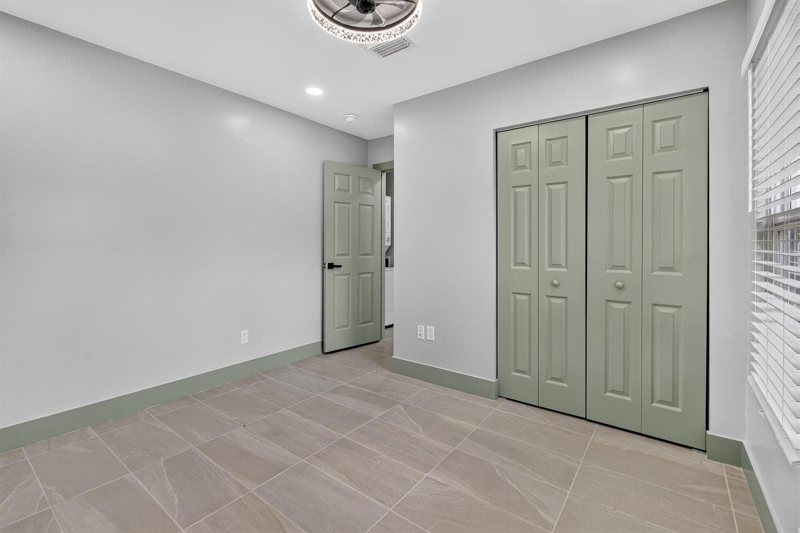 50254thSt(16)