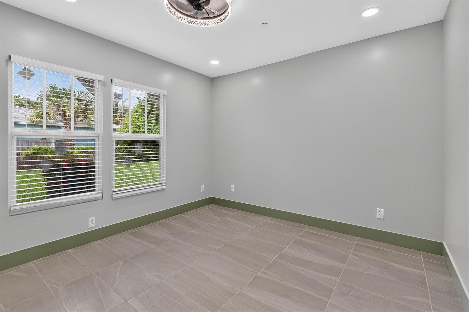 50254thSt(14)