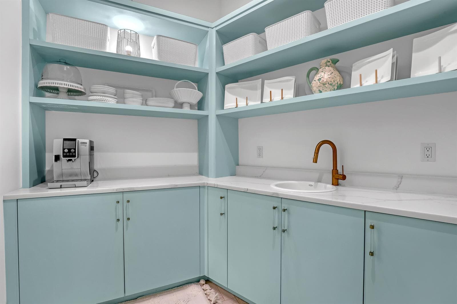 2338 Flamingo (32)