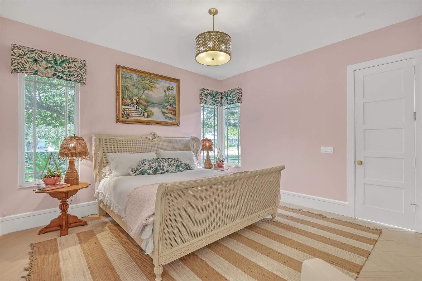 2338 Flamingo (67)