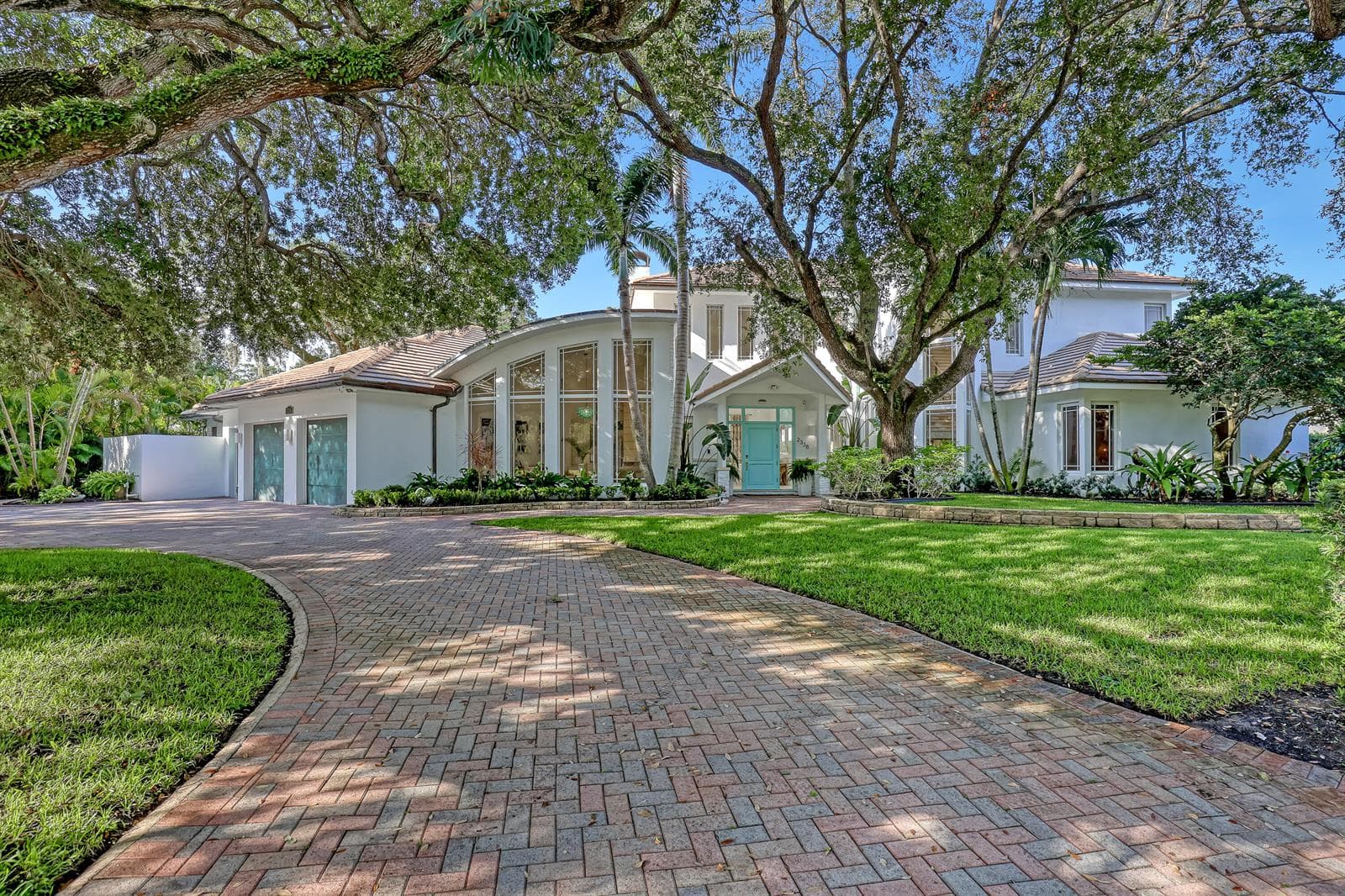 2338 Flamingo (5)