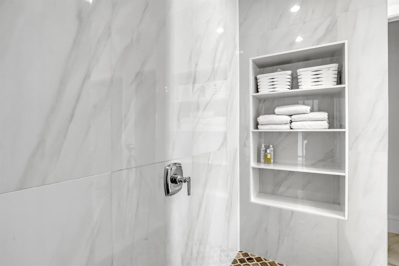 2338 Flamingo (54)