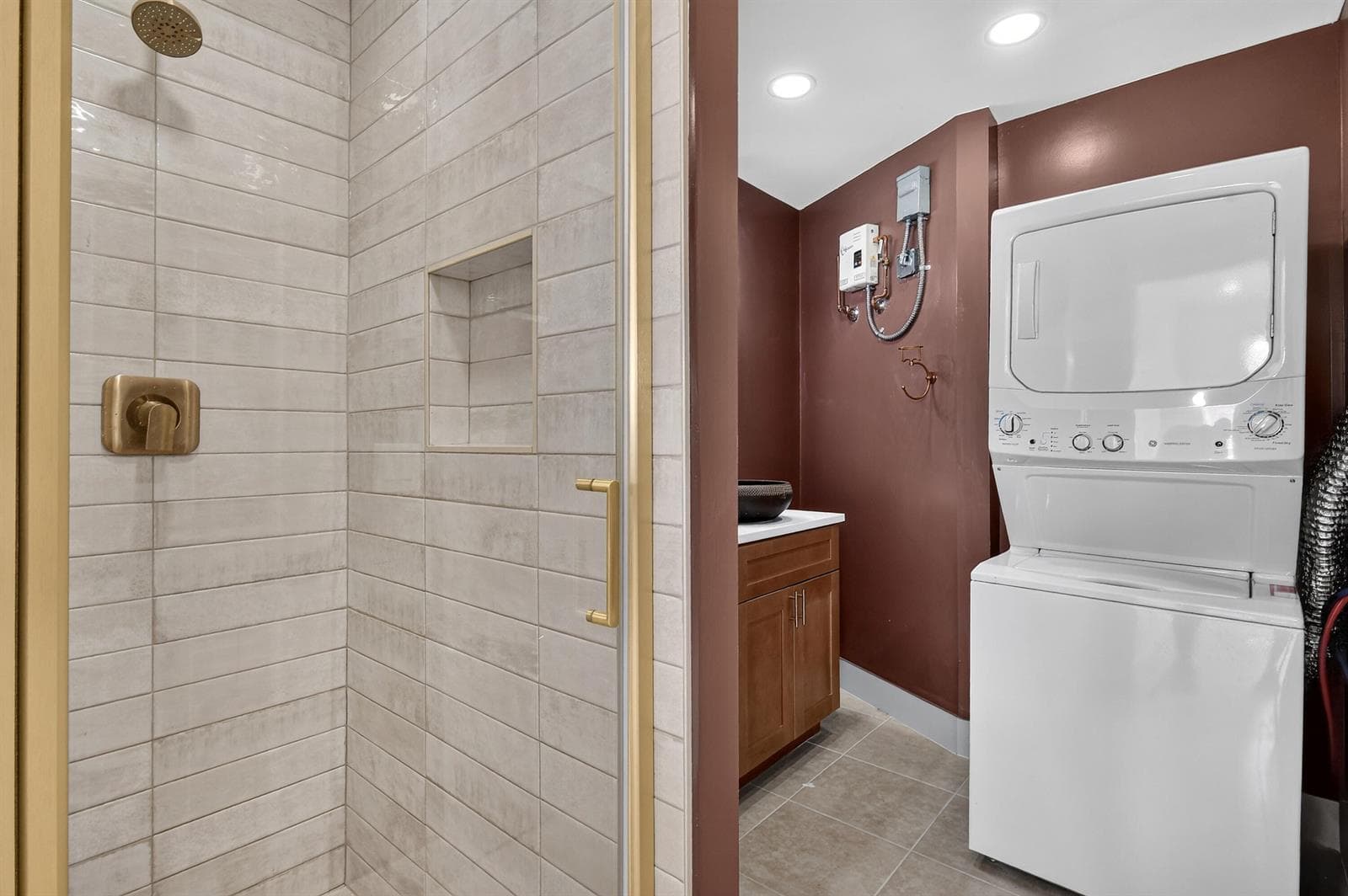 5419SpruceAve(15)