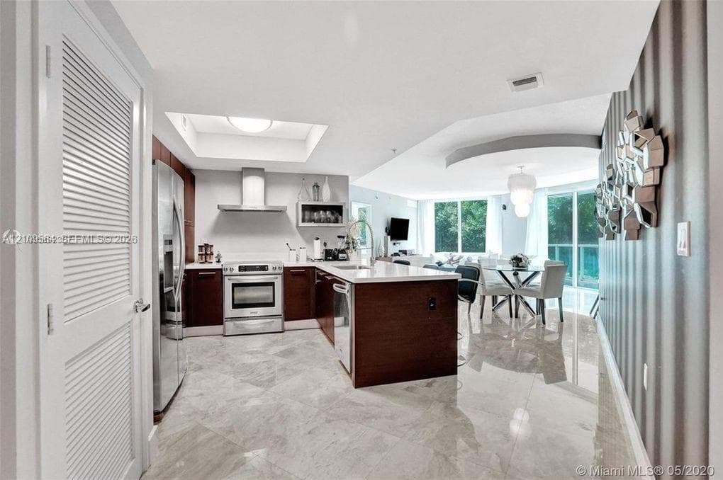 St. Tropez Sunny Isles Beach #2-604