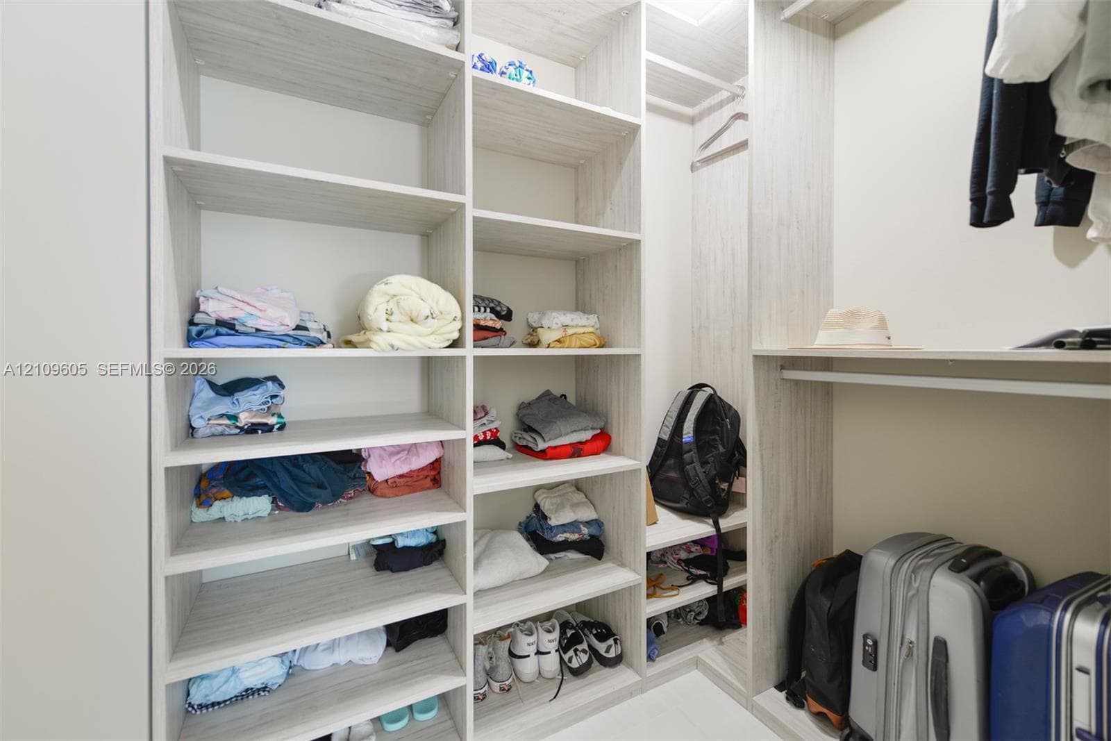 Parque Towers · #4-906 in Sunny Isles Beach - Photo 28