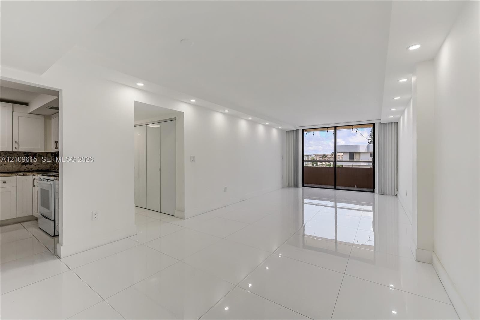 ABBOTT GARDENS CONDO #509