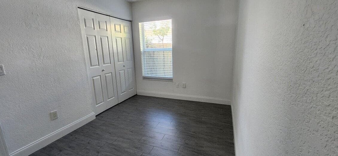 1408 Florida A Bedroom 2