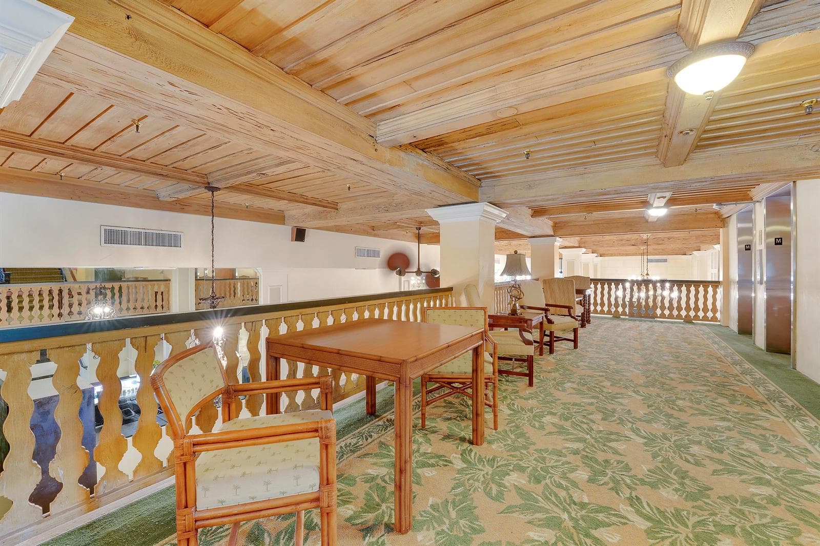 Palm Beach Hotel