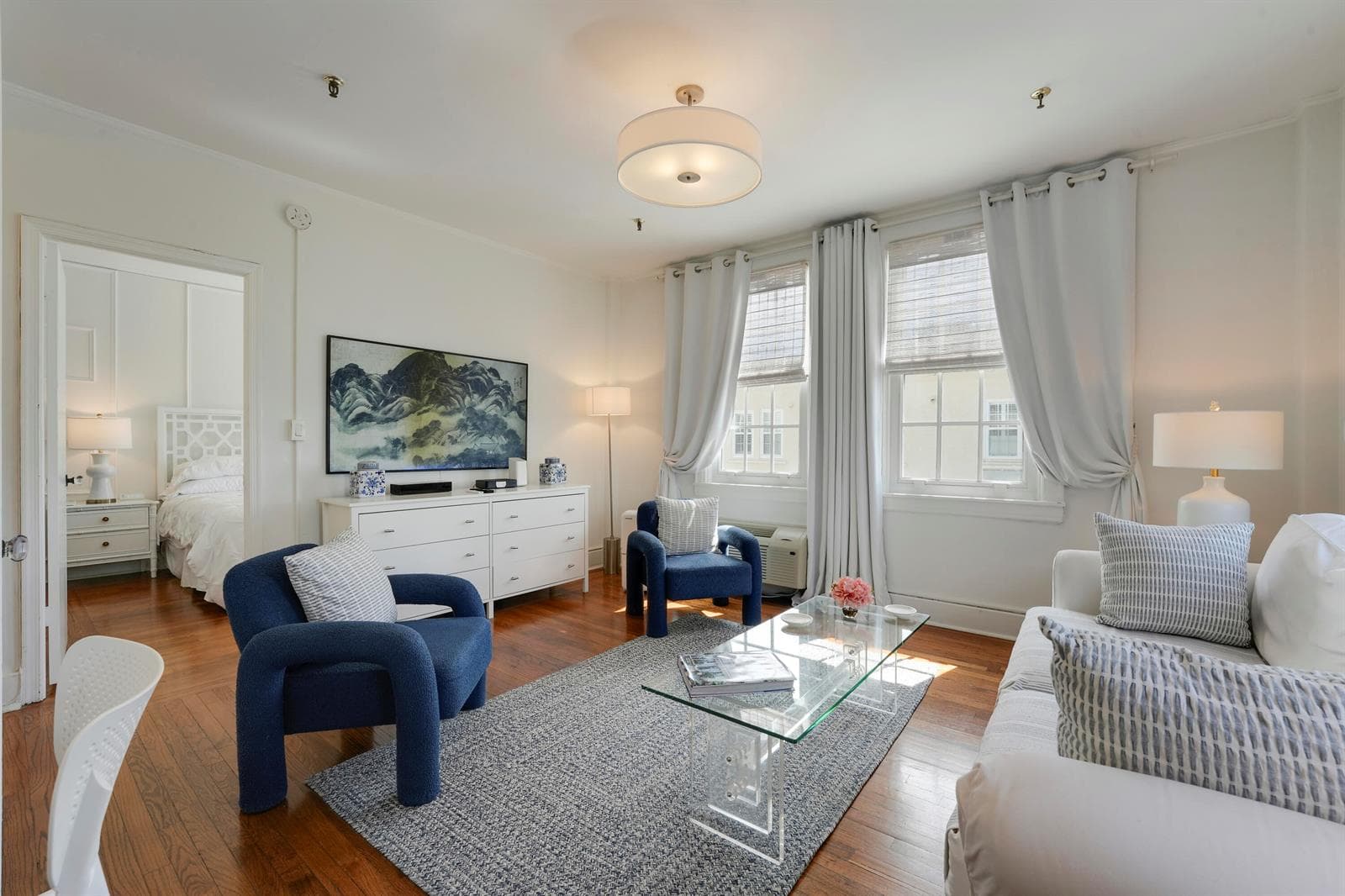 Bright & Inviting Living Area