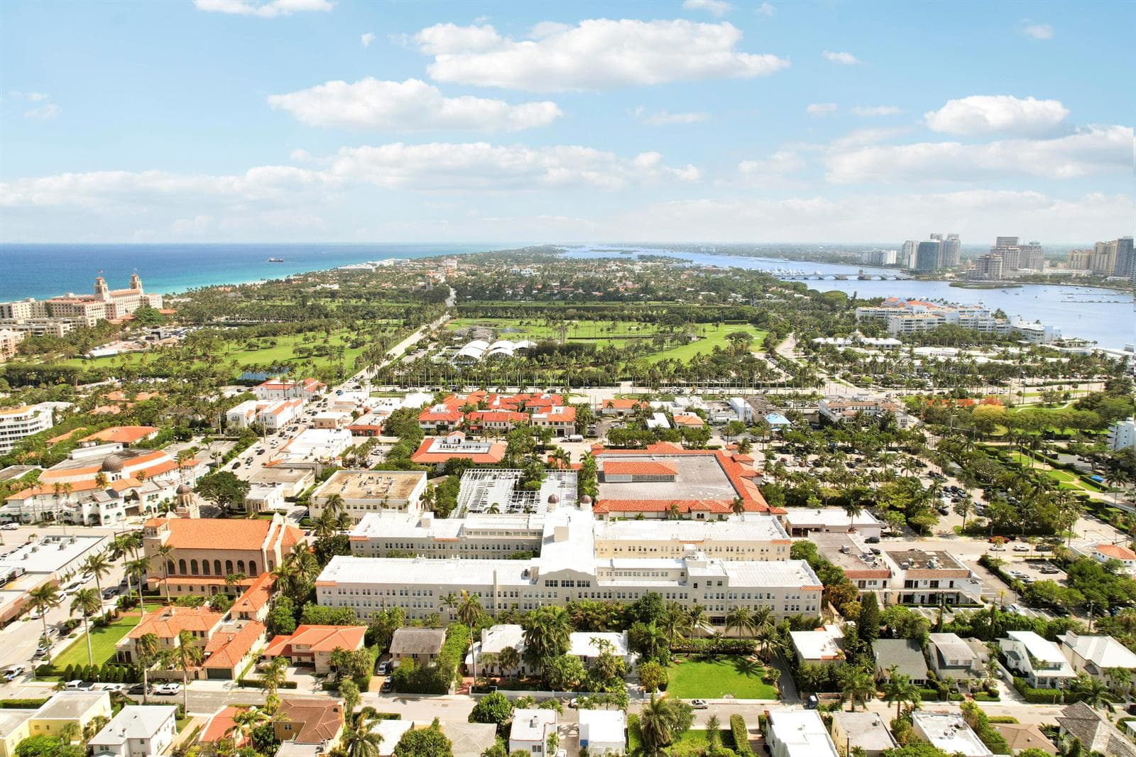 Palm Beach Hotel