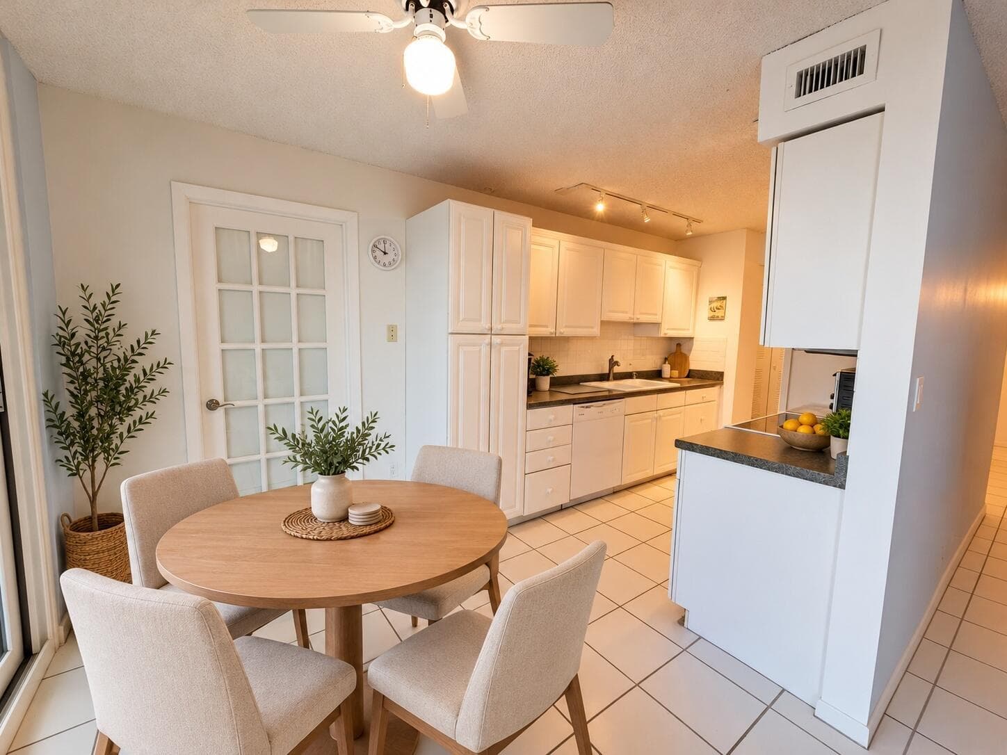 kitchen staged 4