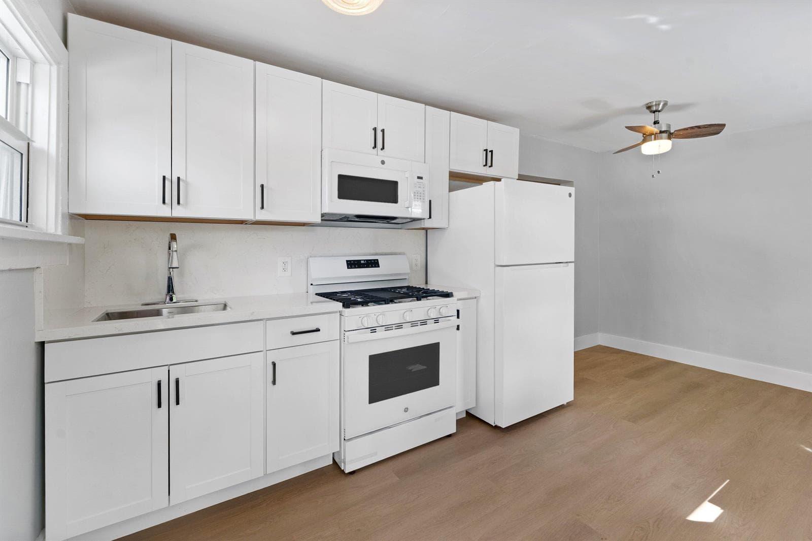 014-4561LakeAvenue-6-WestPalmBeach-FL-33