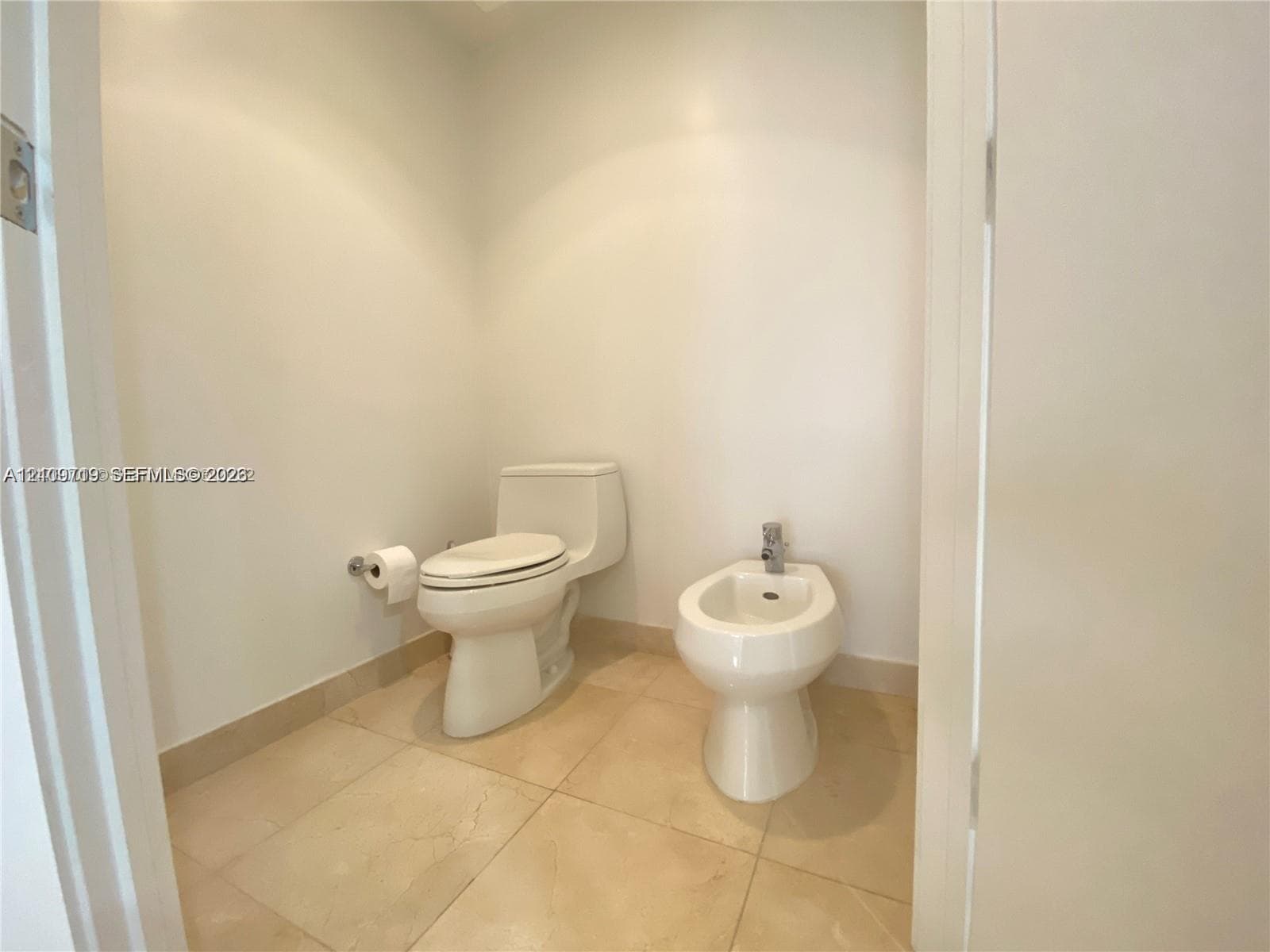 SAYAN CONDO · #1704 in Sunny Isles Beach - Photo 18