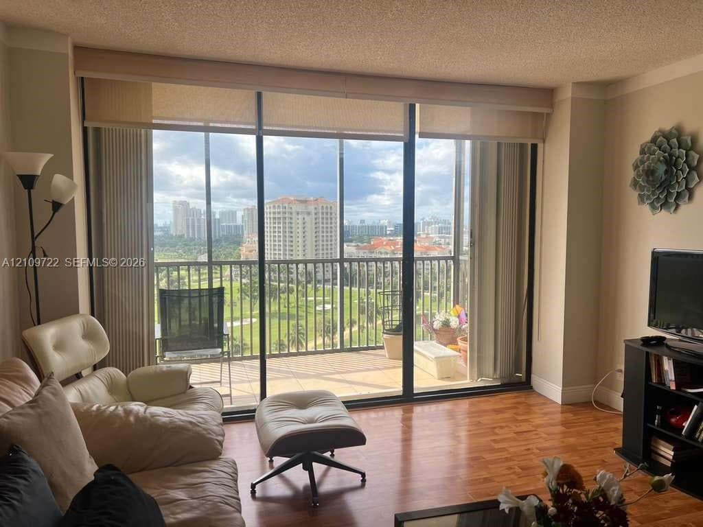 CORONADO CONDO- TOWER II #1637