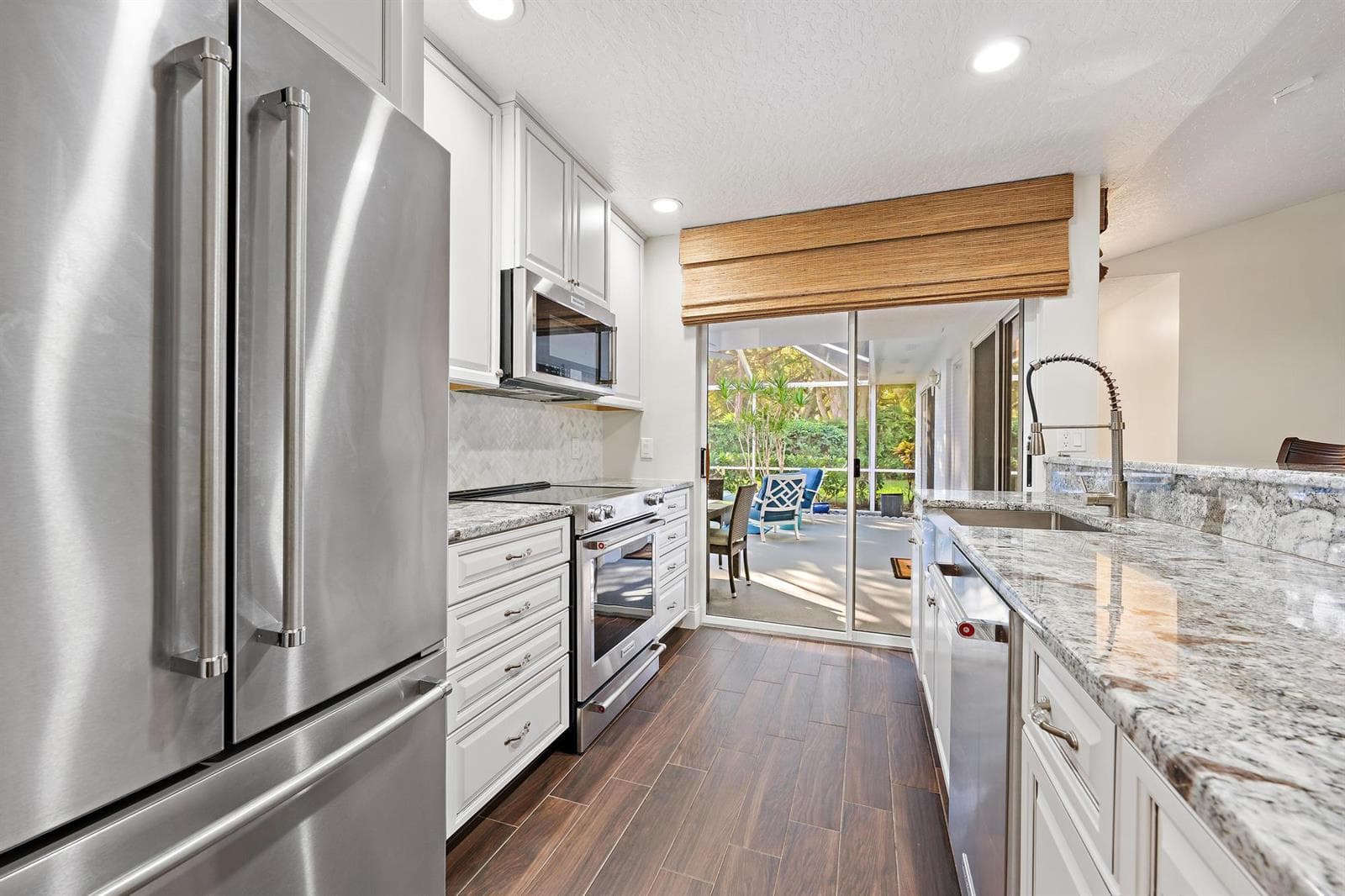 11403 Myrtle Oak Ct-10