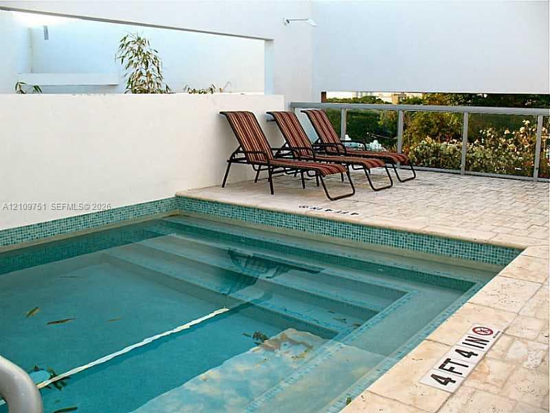 Swimming Pool/Hot Tub/Sauna