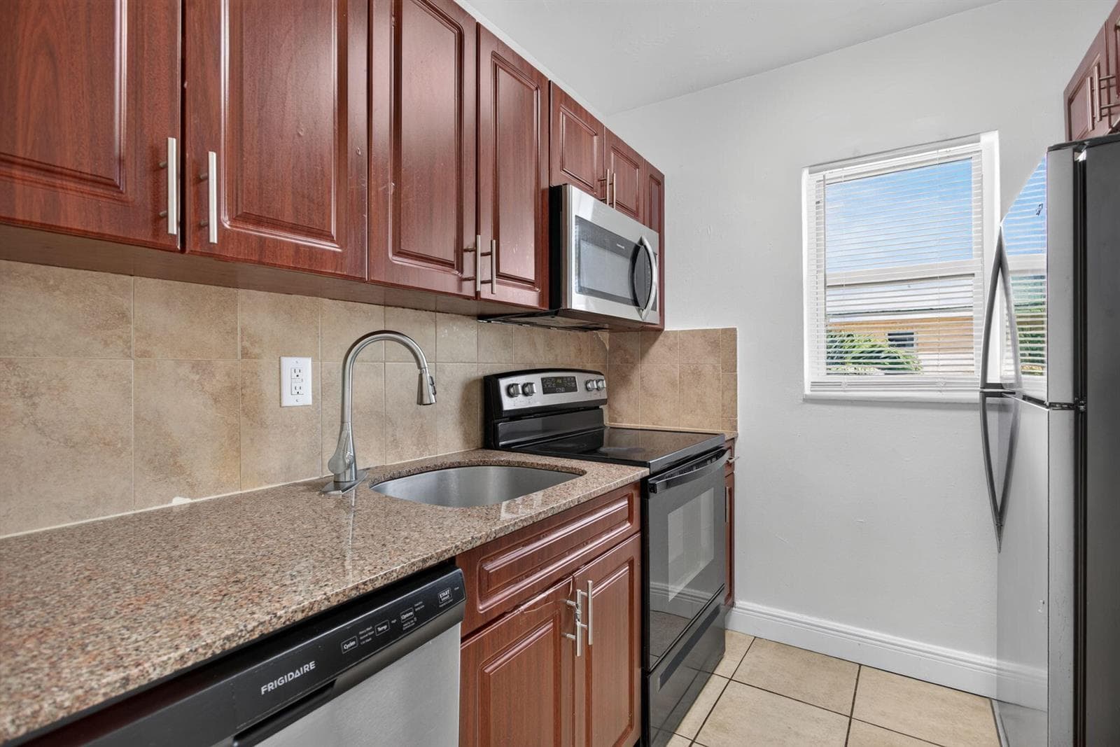 56-web-or-mls-901-55