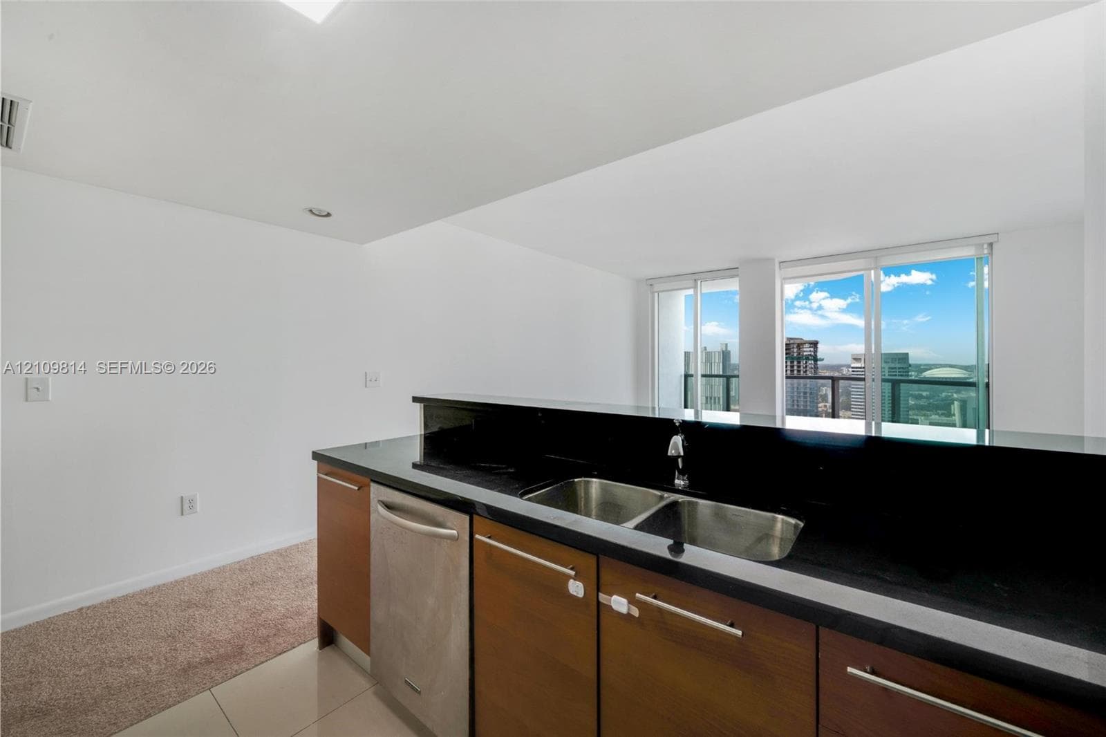 Vizcayne North · #3808 in Miami - Photo 9