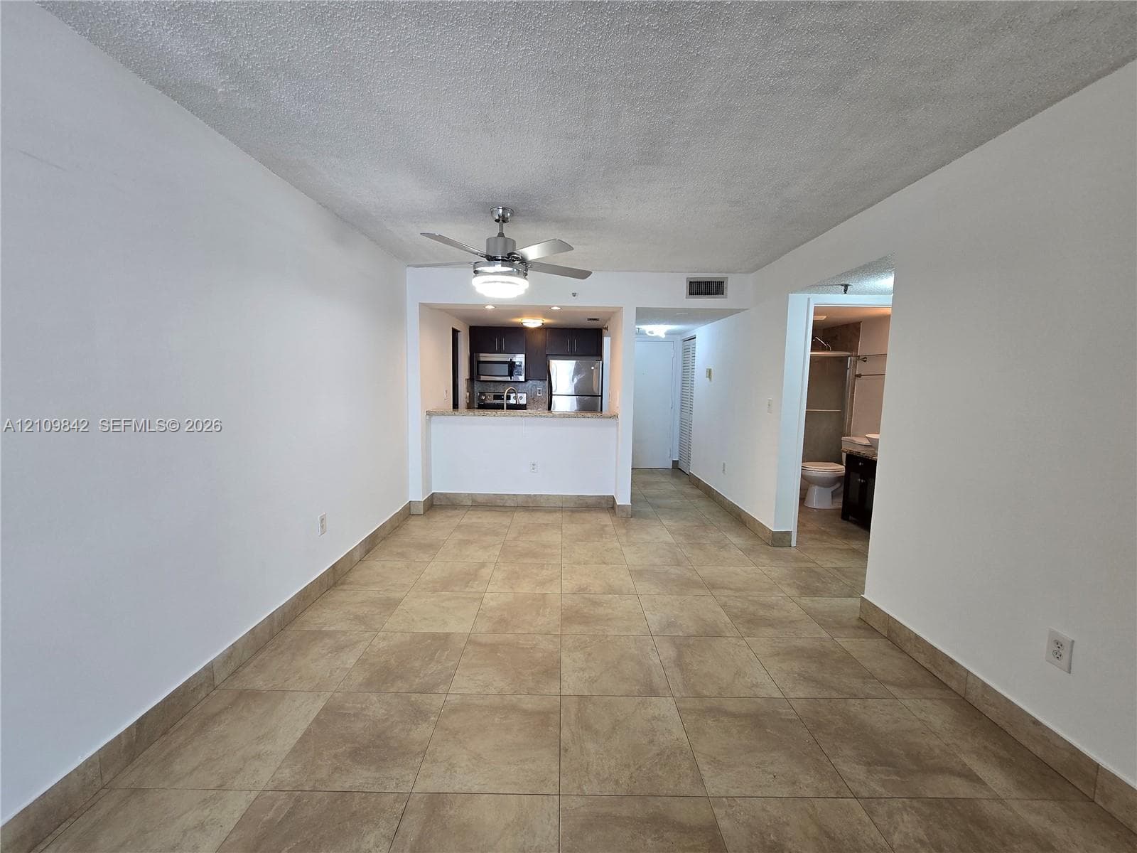 MADISON DOWNTOWN CONDO · #E-1507 in Miami - Photo 2