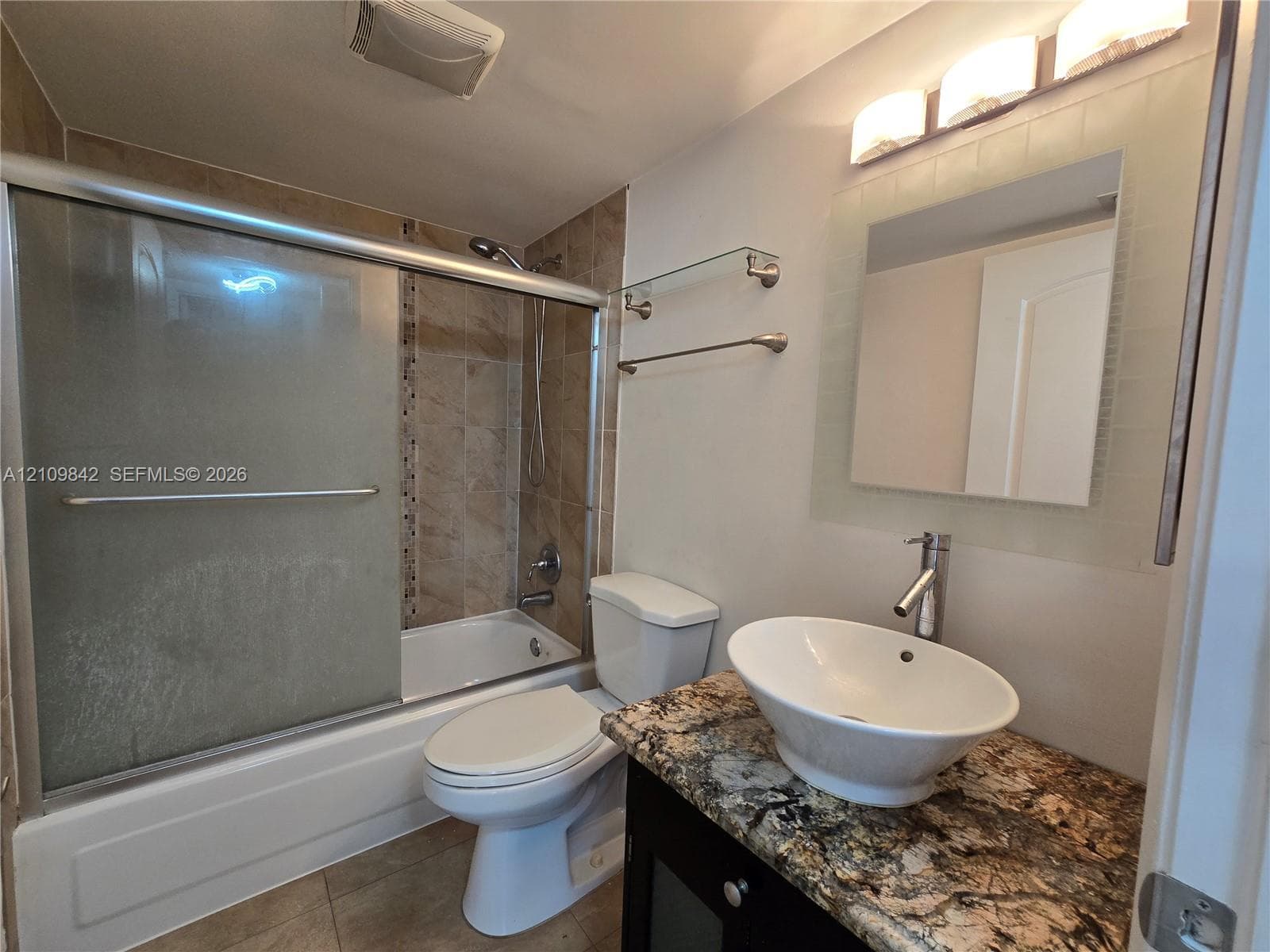 MADISON DOWNTOWN CONDO · #E-1507 in Miami - Photo 6