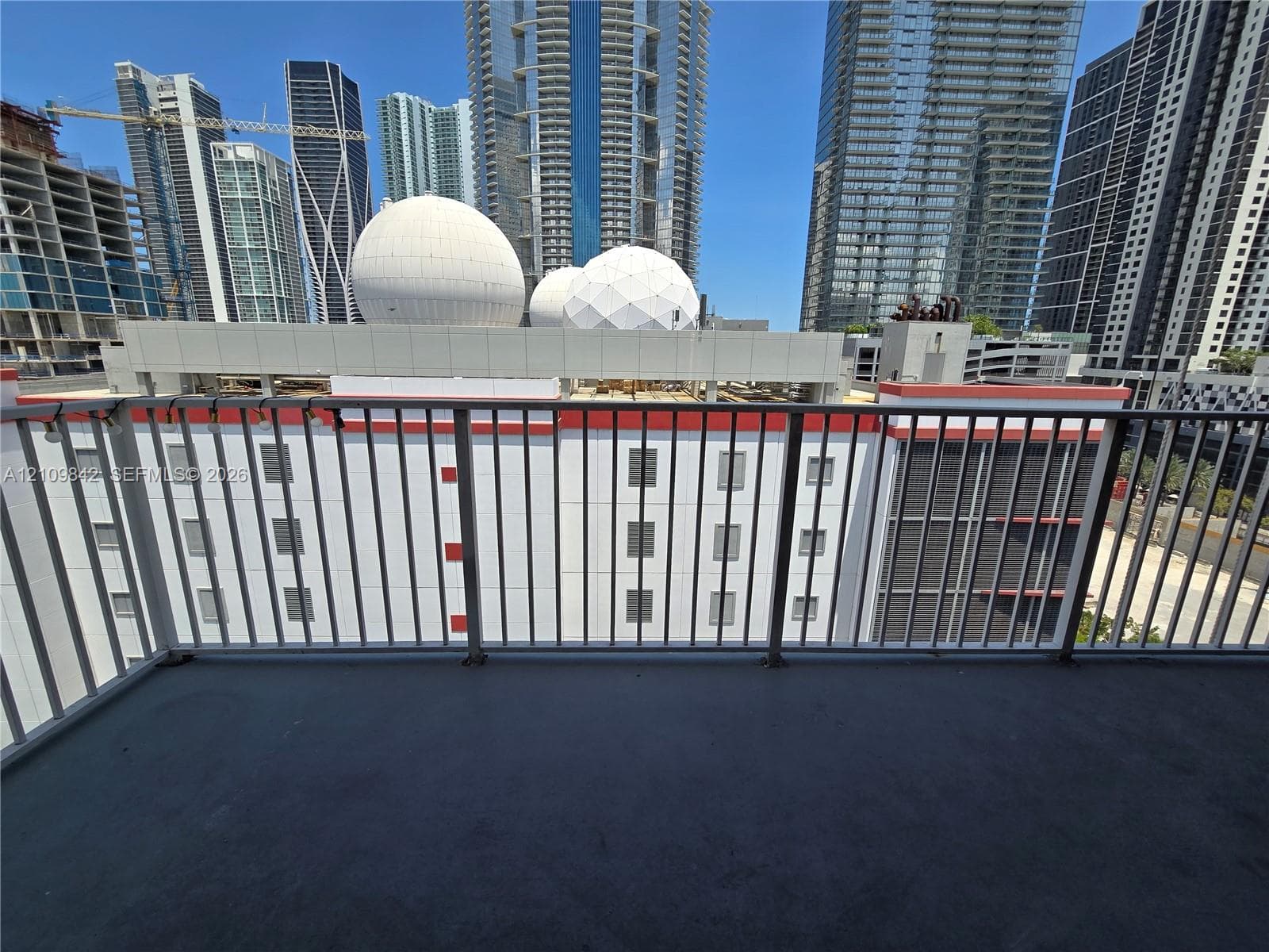 MADISON DOWNTOWN CONDO · #E-1507 in Miami - Photo 9