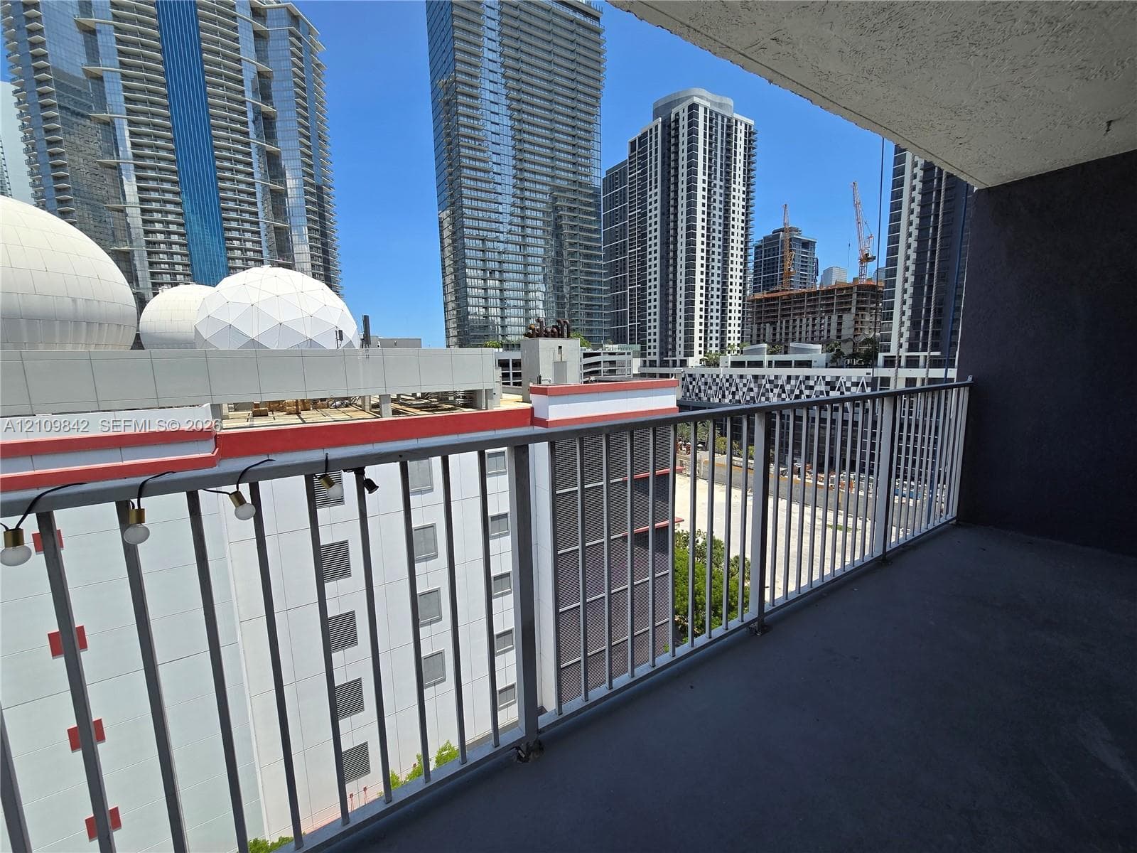 MADISON DOWNTOWN CONDO · #E-1507 in Miami - Photo 10