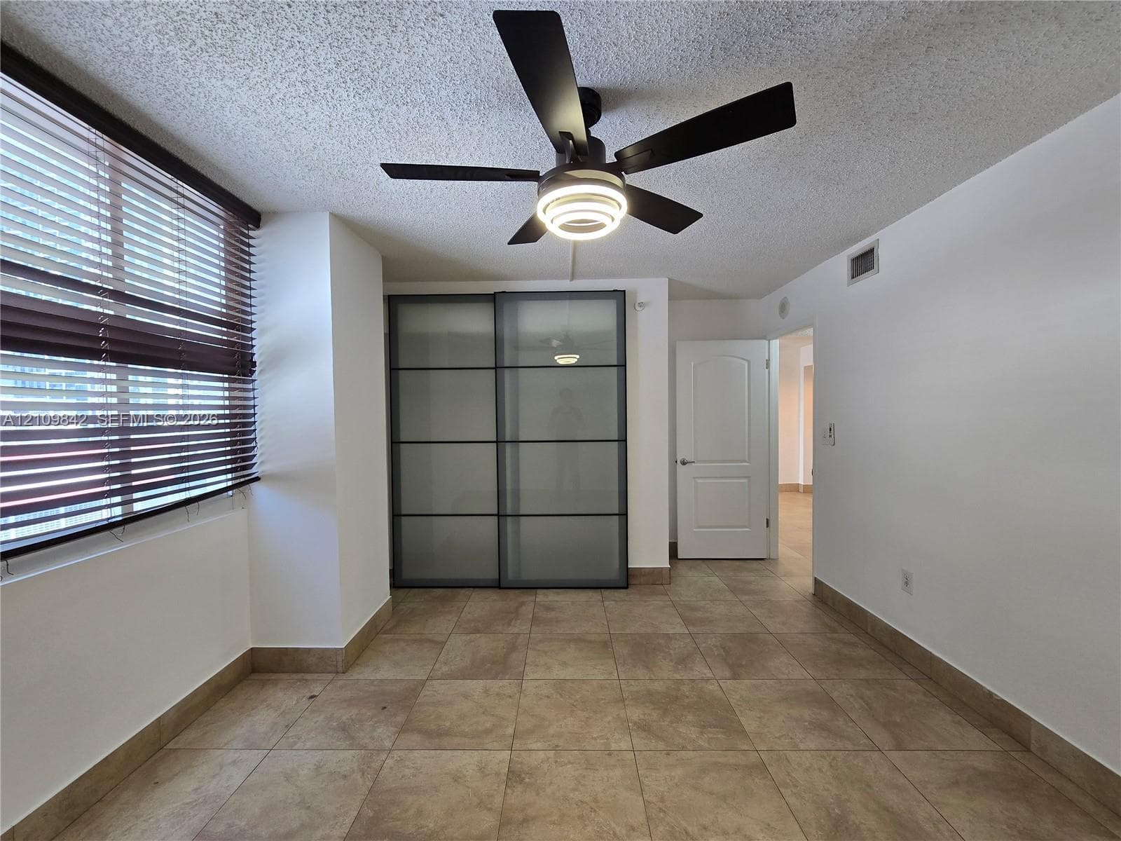 MADISON DOWNTOWN CONDO · #E-1507 in Miami - Photo 8