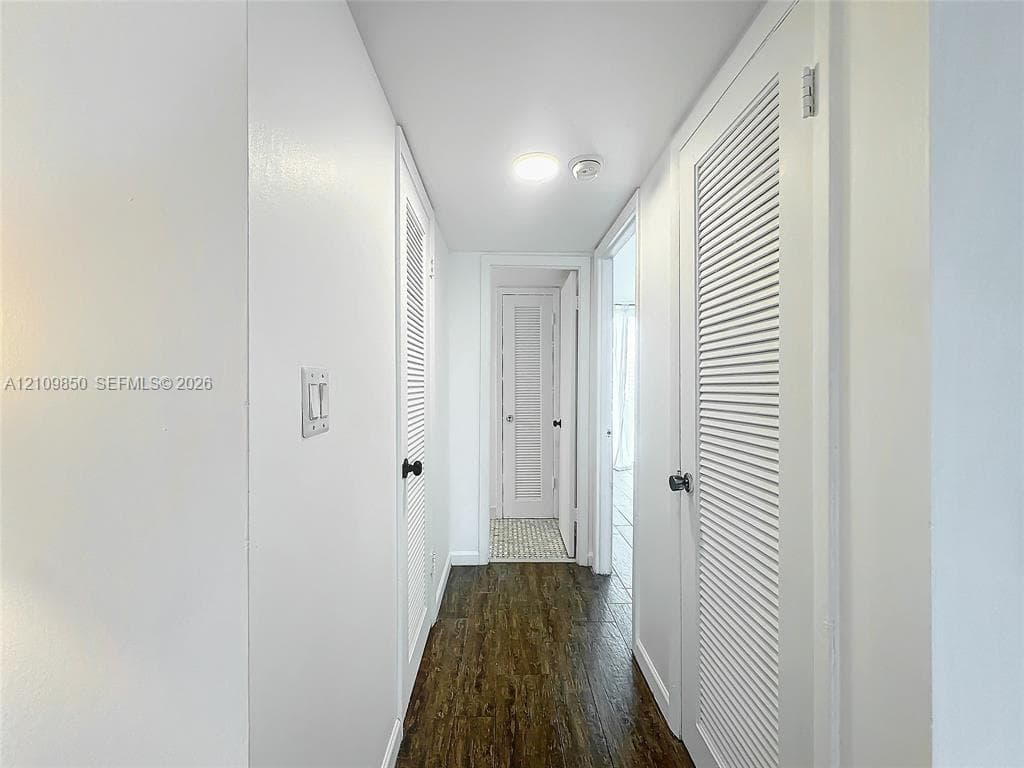 THE KNIGHTSBRIDGE · #705 in Miami Beach - Photo 5