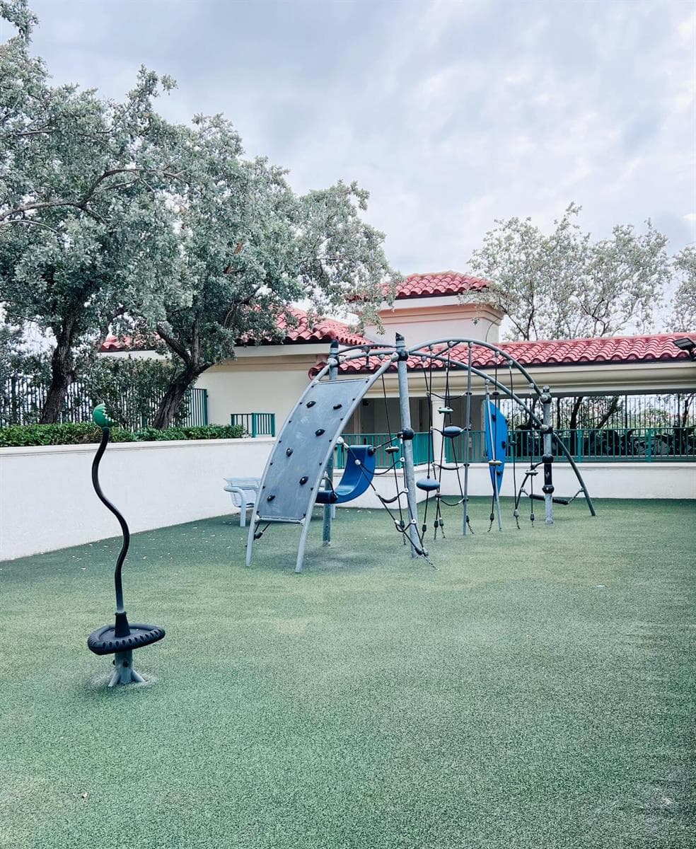 PLAYGROUND 2