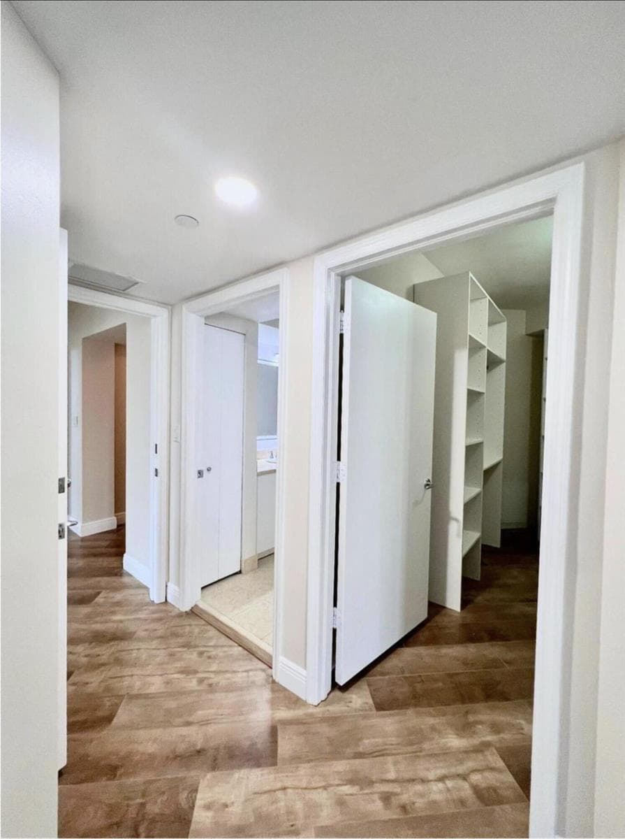 MASTER HALLWAY